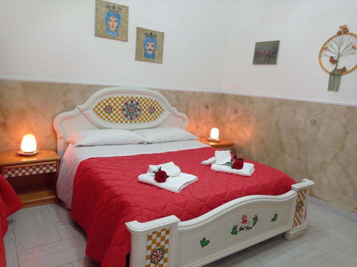 Mary Home - Casa Vacanza Taormina Ruang foto